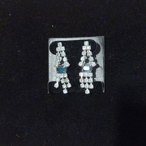 Vintage screw back rhinestone earrings